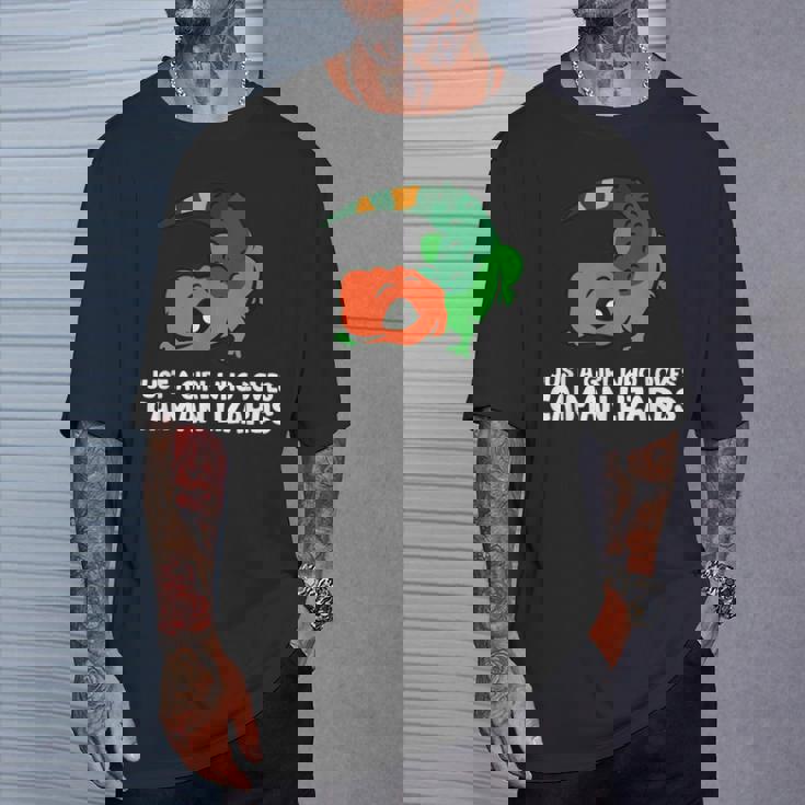 Just A Girl Who Loves Caiman Lizards ファニーカイマントカゲ Tシャツ 彼への贈り物