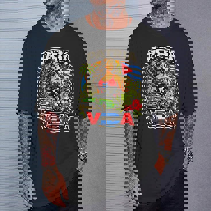 Libertad Make Cuba Great Again 地図 政治 自由 自由 Tシャツ 彼への贈り物