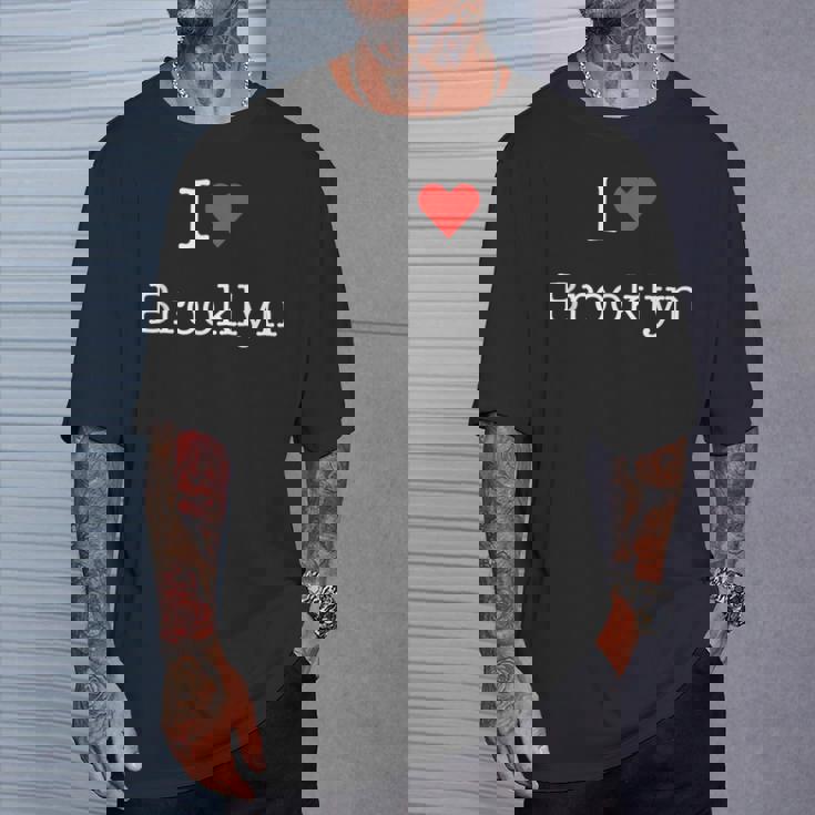 I Love Brooklyn With Heart ミニマリスト シンプル グラフィック Tシャツ 彼への贈り物