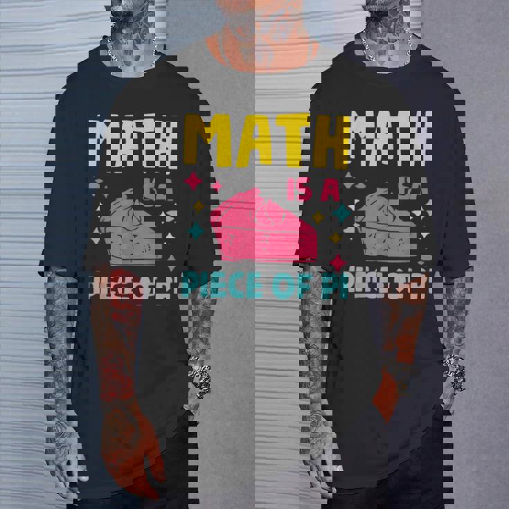 Math Is A Piece Of Pie Pi Day Nerd Mathtudent Teacher Tシャツ 彼への贈り物