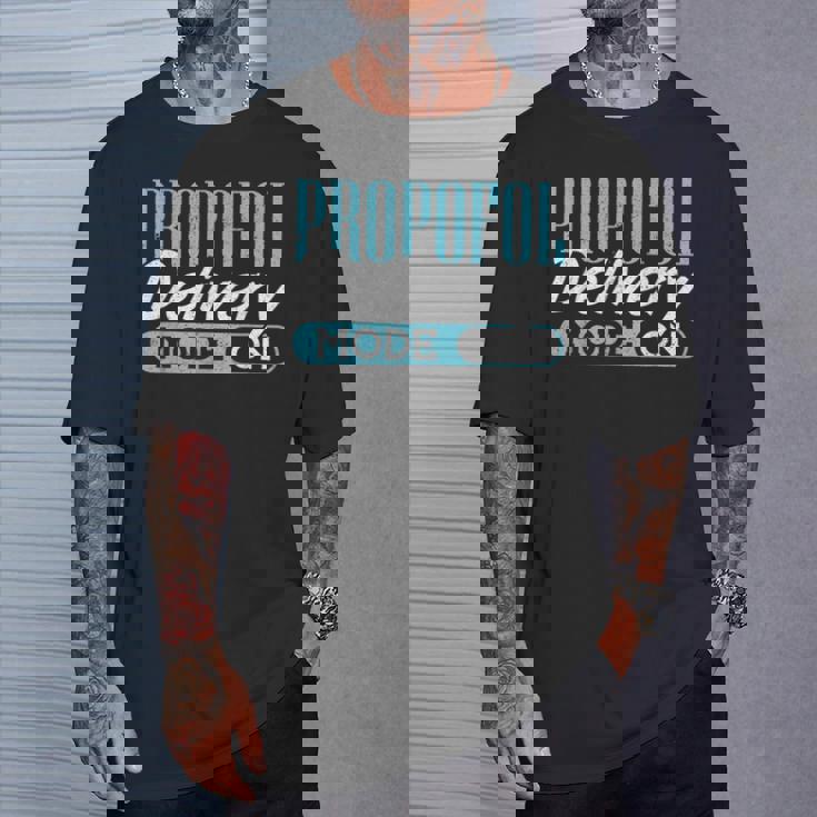 Propofol Delivery Mode On 麻酔科医 Tシャツ 彼への贈り物