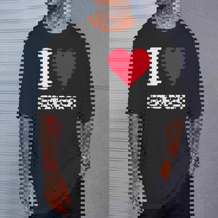 Red Heart I Love Hawai'i Tシャツ 彼への贈り物