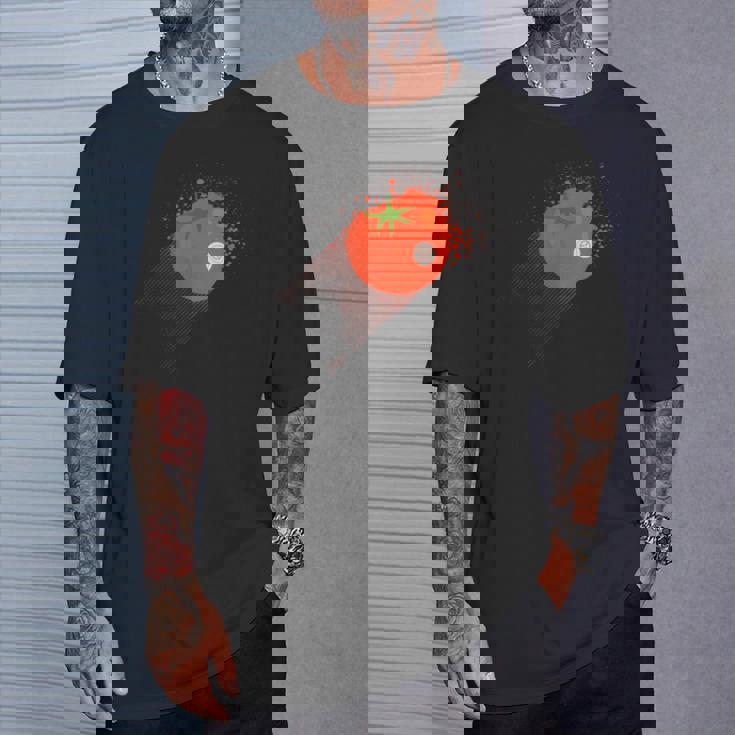 Scp-504 クリティカルトマトcp Tシャツ 彼への贈り物