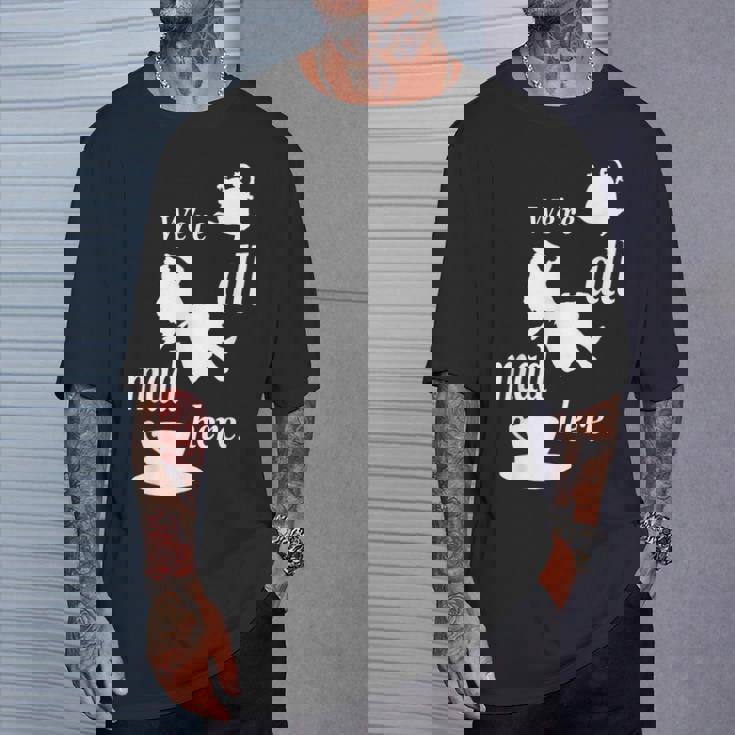 We're All Mad Here 不思議の国のアリスtシャツデザイン Tシャツ 彼への贈り物