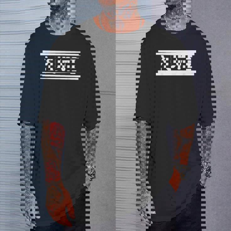 「Yume」ヘボン式「ゆめ」「ユメ」下の名前 ローマ字 名入れ 名乗り ラテン文字 綴り Tシャツ 彼への贈り物