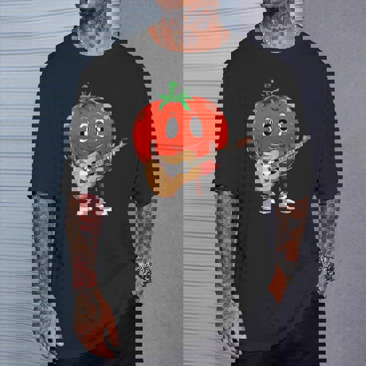 おもしろギタリスト トマト 演奏 ギター ミュージシャン トマト ギター Tシャツ 彼への贈り物