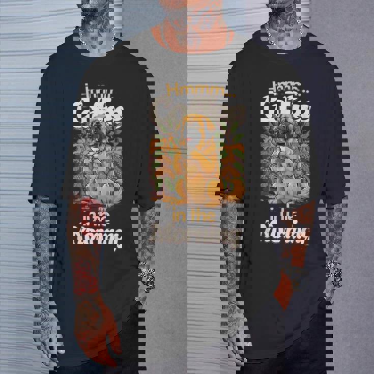 かわいいレオンベルガー犬と朝のコーヒー。 Tシャツ 彼への贈り物