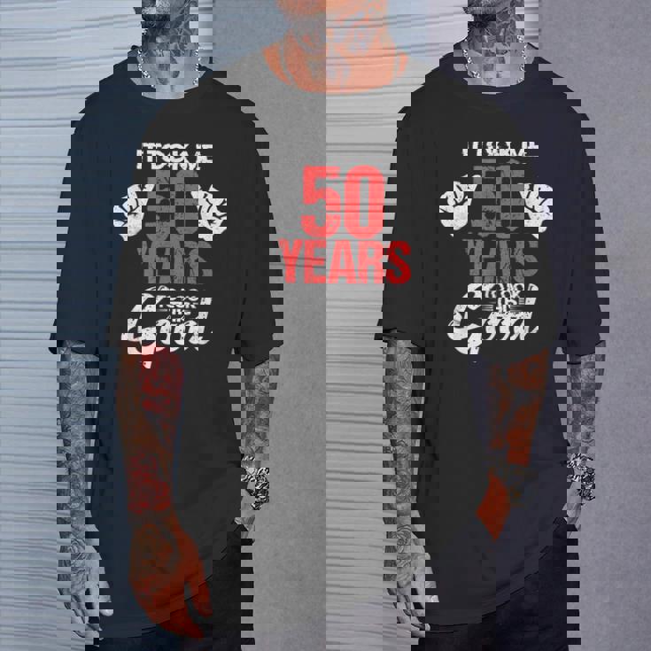 この素敵な50歳の誕生日を面白く見せるのに50年かかりました Tシャツ 彼への贈り物