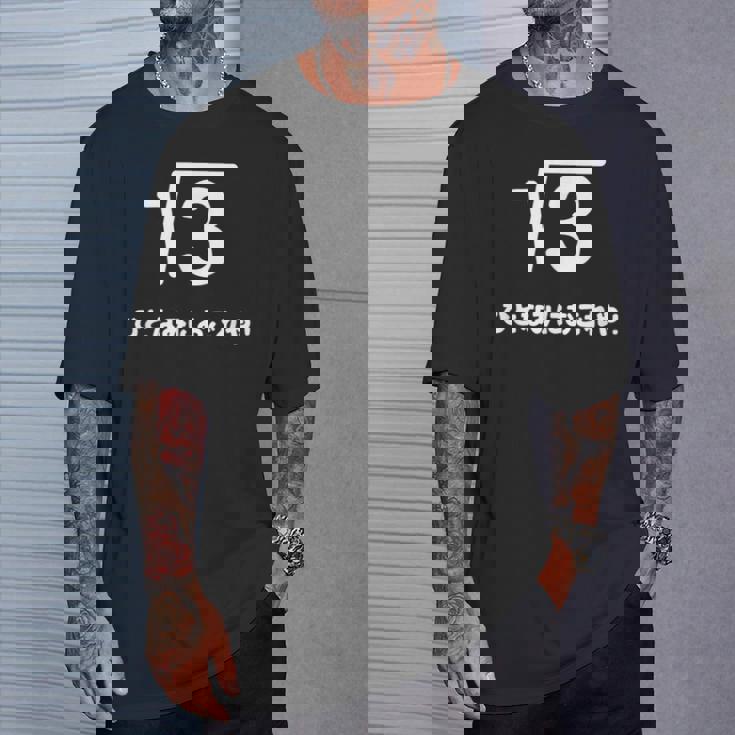 ひとなみにおごれや 無理数 ３ 数学 数学好き ネタ 数字 語呂合わせ おもしろ ルート３ Tシャツ 彼への贈り物