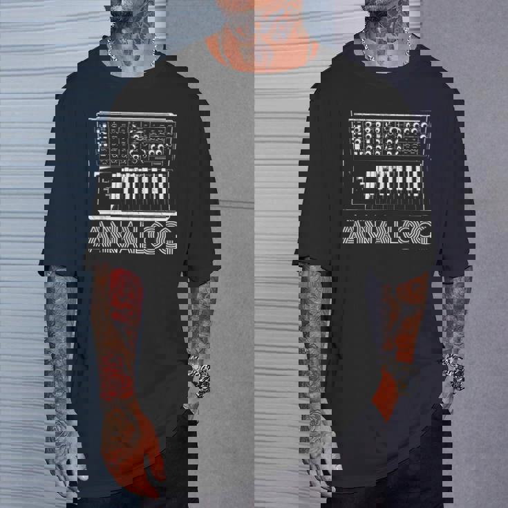 アナログシンセサイザー 音楽用シンセサイザー キーボード Tシャツ 彼への贈り物