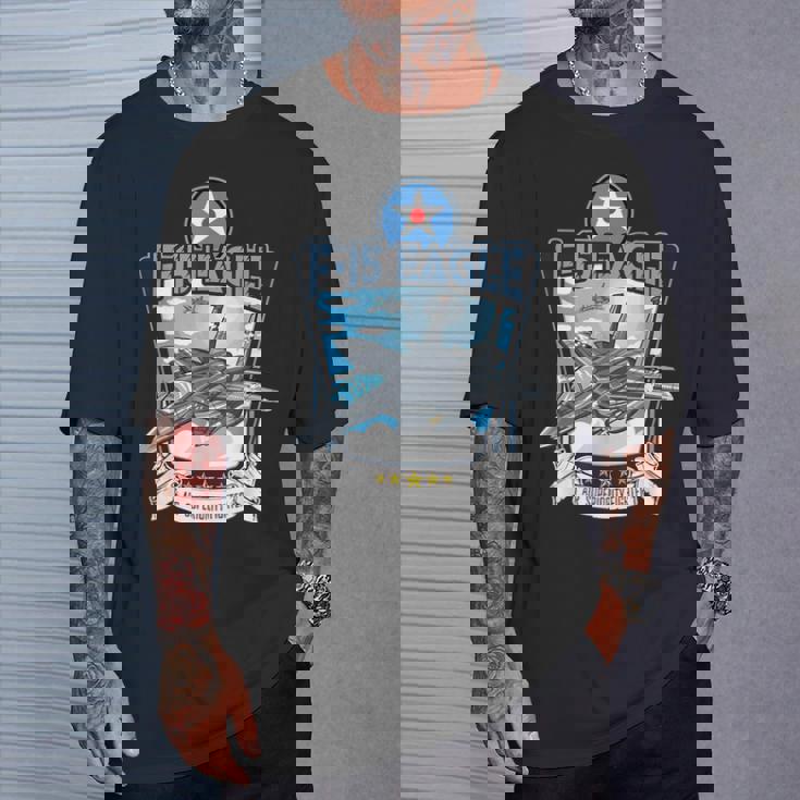 アメリカ空軍の航空機戦闘機f15イーグルのプレゼント Tシャツ 彼への贈り物