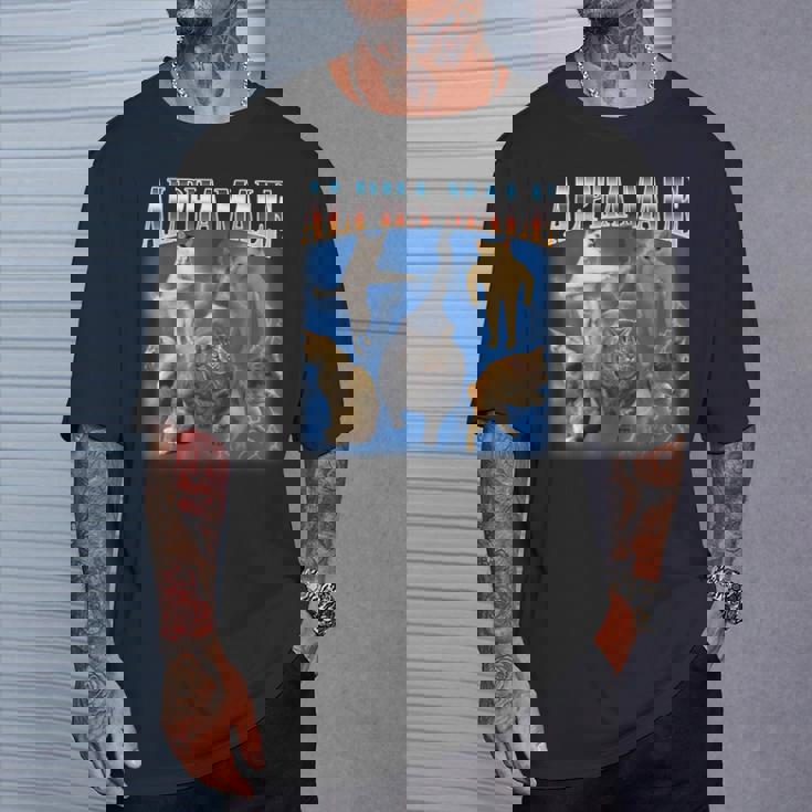 アルファ 男性 面白い ジョーク ミーム 大人 ユーモア 猫 ミーム Tシャツ 彼への贈り物