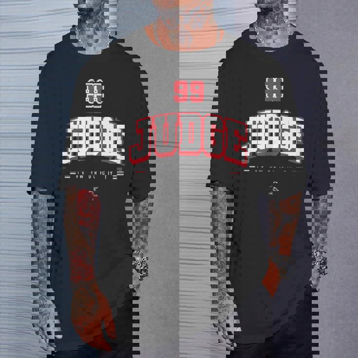 アーロン・ジャッジ選手アーチ・ゲームデー Tシャツ 彼への贈り物