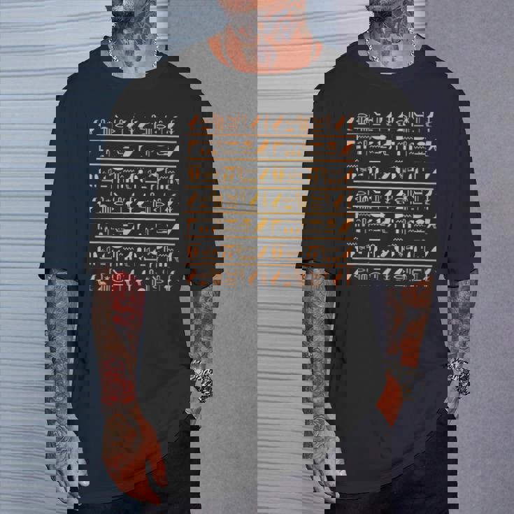 エジプトパターン ホルスの目 ヒエログリフ ファラオ アヌビス アンク Tシャツ 彼への贈り物