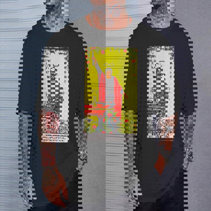 オリジナルrider Waite Deckからのマジシャンビンテージタロットカード Tシャツ 彼への贈り物