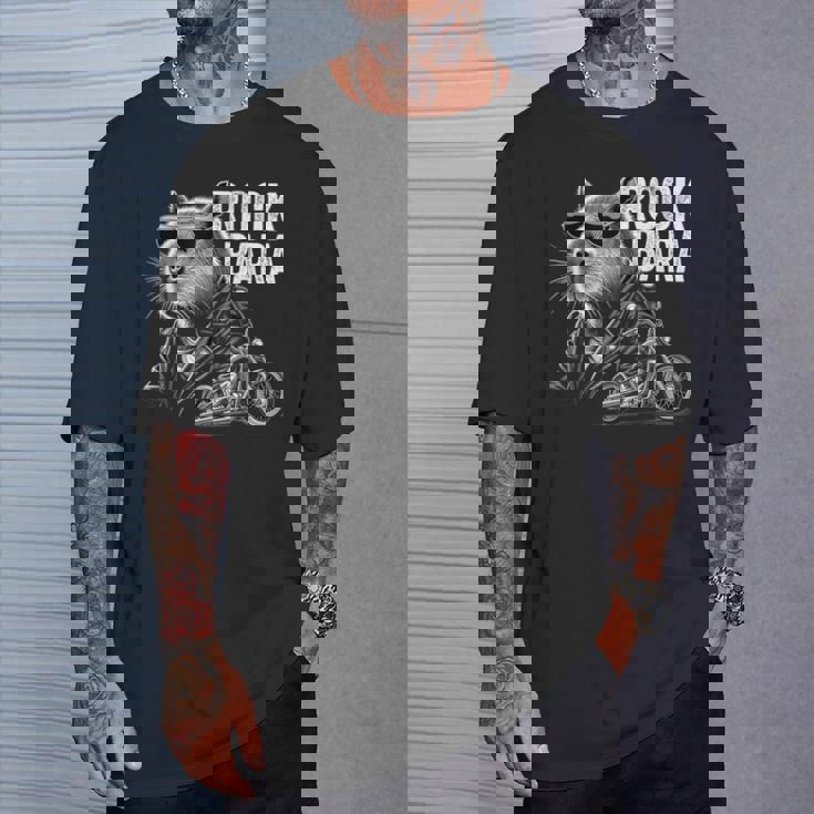 オートバイ げっ歯類 ロック メンズ カピバラ Tシャツ 彼への贈り物