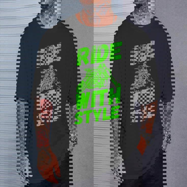 オートバイファンのためのスタイルヴィンテージ引用で乗る Tシャツ 彼への贈り物