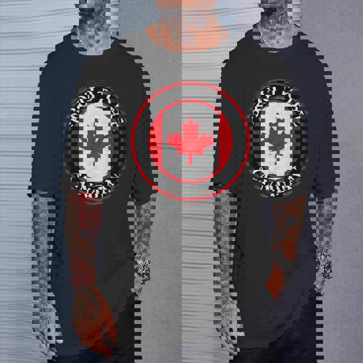 カナダ国旗tシャツ、カナダのtシャツ、カナダ国旗、カナダ地図 Tシャツ 彼への贈り物