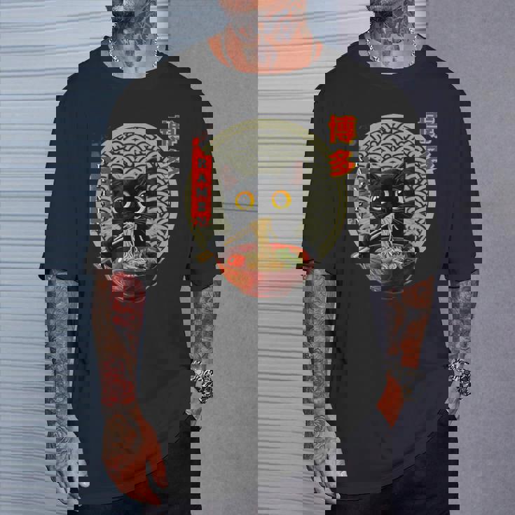 カワイイ猫とラーメン 博多 日本アニメヌードル文化 Tシャツ 彼への贈り物