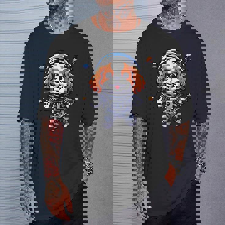 キャバリアキング チャールズ・スパニエル 宇宙飛行士 ファニードッグ 宇宙服 Tシャツ 彼への贈り物