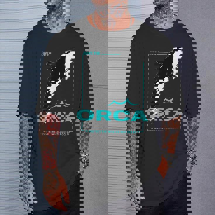 クジラと海を守るシャチ レトロなシャチのデザイン Tシャツ 彼への贈り物