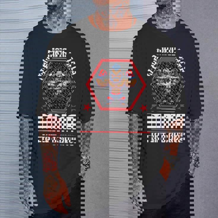 ケージファイティングで生き残るための総合格闘技mmaファイト 長袖tシャツ Tシャツ 彼への贈り物