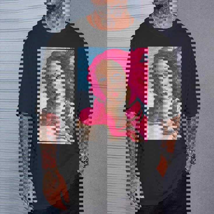 サンドロ・ボッティチェリ作 ピンクの髪の金星 Tシャツ 彼への贈り物