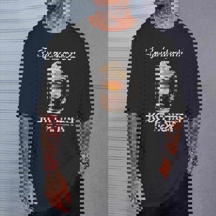 ソーダ愛好家のためのかわいいルートビアフロート格言 Tシャツ 彼への贈り物