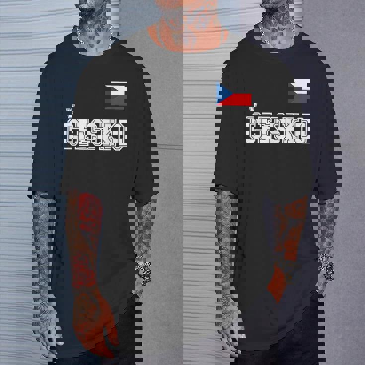 チェコ共和国 胸に Cesko 旗国旗 Tシャツ 彼への贈り物
