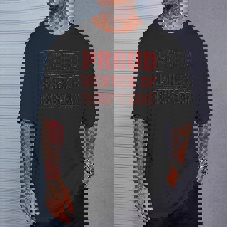 トランプの誇り高きメンバー陸軍シャツ投票トランプ大統領 Tシャツ 彼への贈り物
