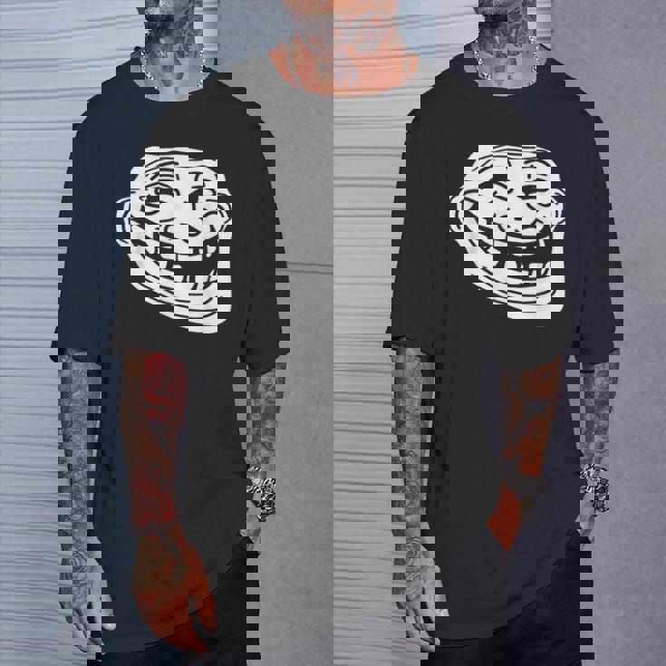 トロール フェイス ミーム ファニー ダンク ミーム トロールフェイス Tシャツ 彼への贈り物