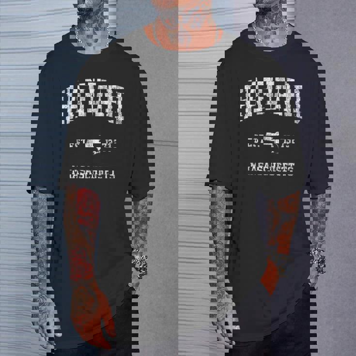 ハーバード マサチューセッツ Ma ビンテージ アスレチック スポーツデザイン Tシャツ 彼への贈り物