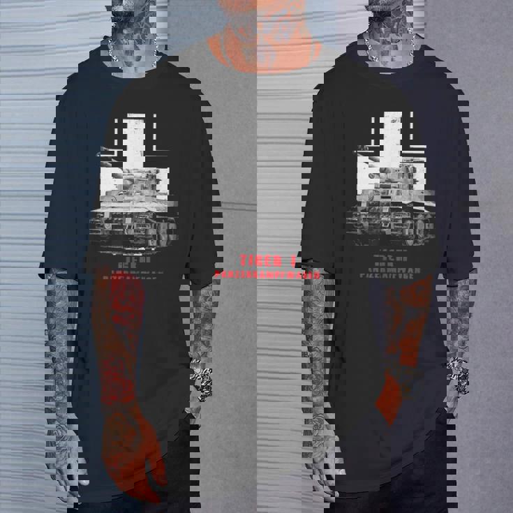 バトルタンクww2戦車タイガーi Tシャツ 彼への贈り物