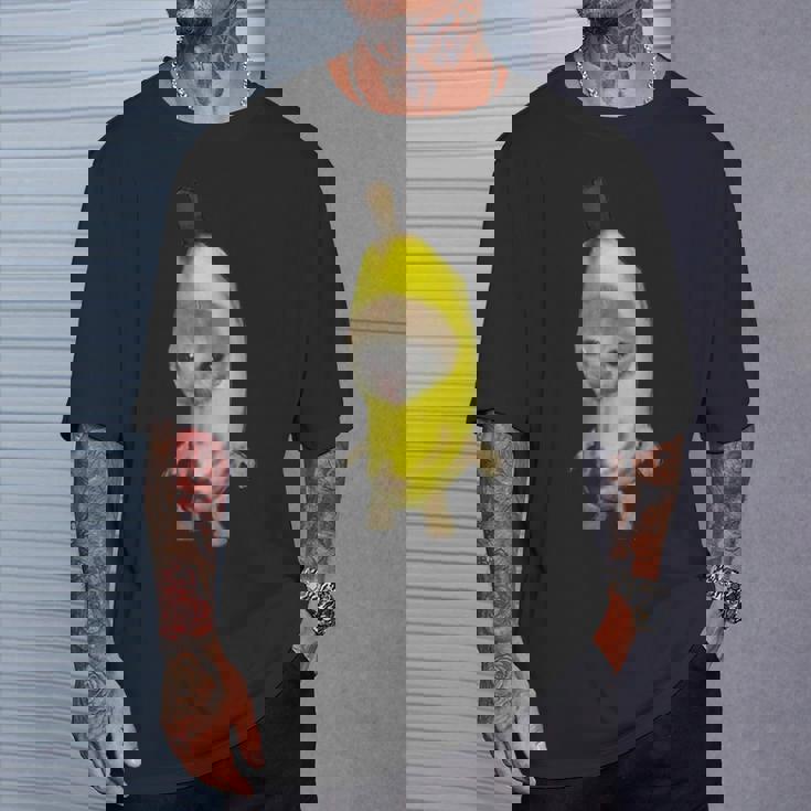 バナナキャット ファニーミーム Tシャツ 彼への贈り物