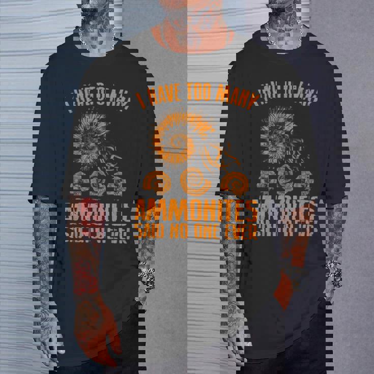 ファニー アンモナイト 化石ギフト メンズ レディース クールな貝殻 ラブ Tシャツ 彼への贈り物