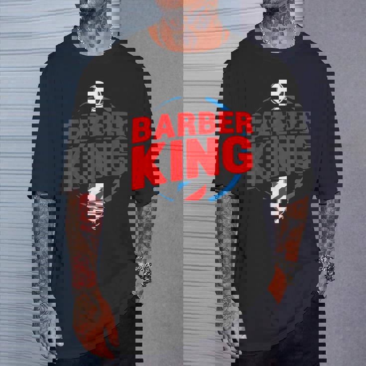 ファニー バーバー キング ヘアスタイリスト ヘアドレッサー バーバーショップ ポール Tシャツ 彼への贈り物