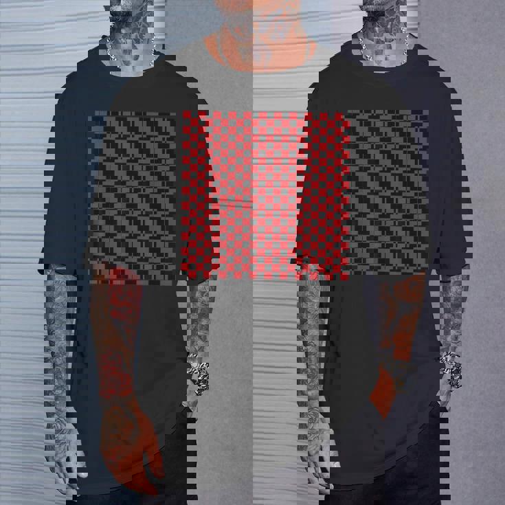 ブラック、レッド、チェッカーボードスクエアパターン、チェックデザイン。 Tシャツ 彼への贈り物