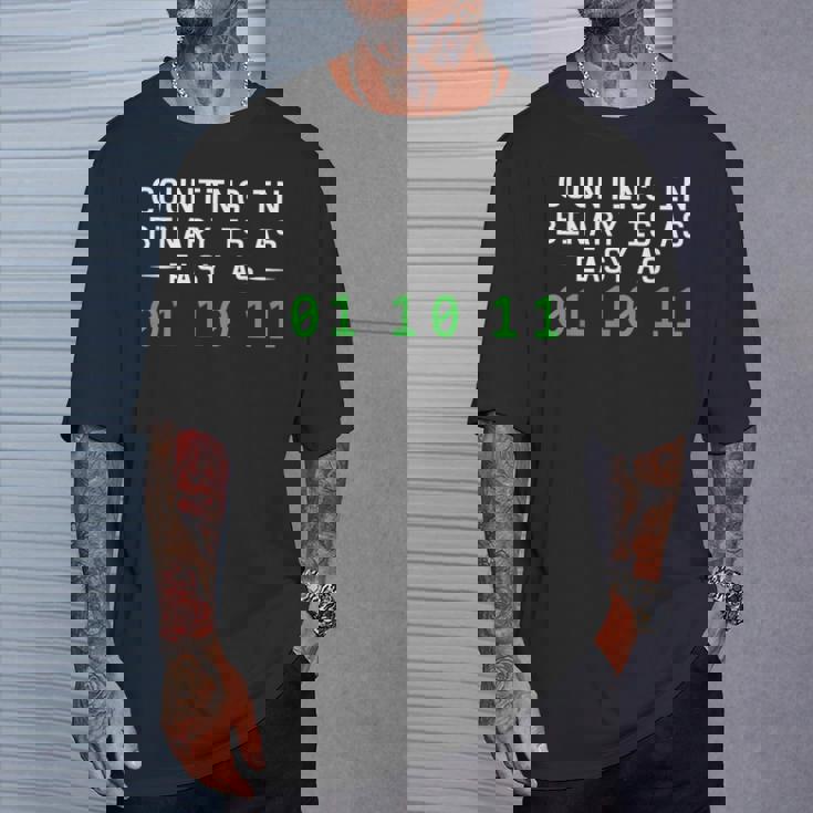 プログラマー カウントイン バイナリコード バイナリコーディング Tシャツ 彼への贈り物