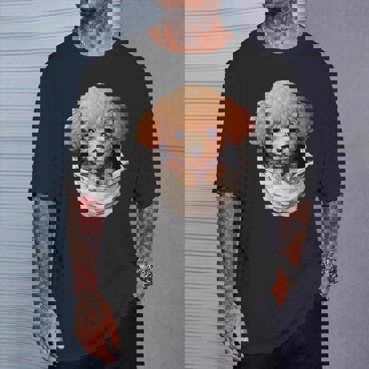 ポケットから覗く トイプードル 可愛い 犬 かわいい 子犬 犬好き 犬の飼い主 愛犬家 メンズ レディース キッズ Tシャツ 彼への贈り物