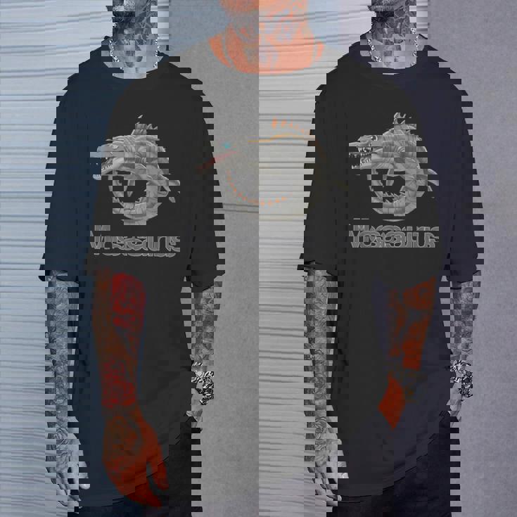 モササウルス 恐竜 海洋爬虫類 古代海洋生物 Tシャツ 彼への贈り物