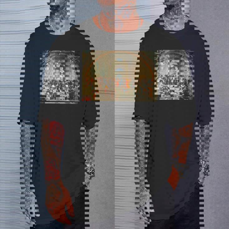 ラファエルによるアテネの学校1511 Tシャツ 彼への贈り物