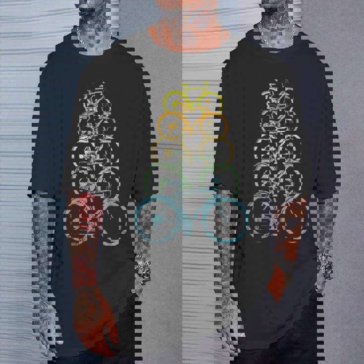 レトロビンテージ自転車モチーフの自転車モチーフ。 Tシャツ 彼への贈り物