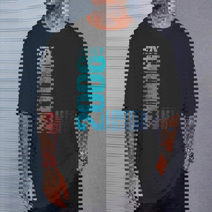 ヴィンテージ2006年5月18歳の男の子の女の子18歳の誕生日 Tシャツ 彼への贈り物