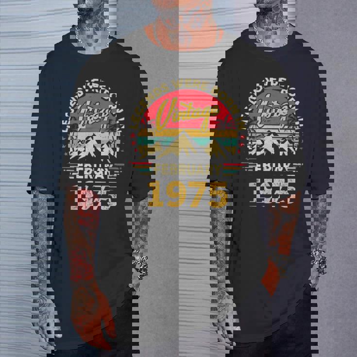 ヴィンテージ51歳の誕生日レジェンドは1975年2月に誕生しました。 Tシャツ 彼への贈り物