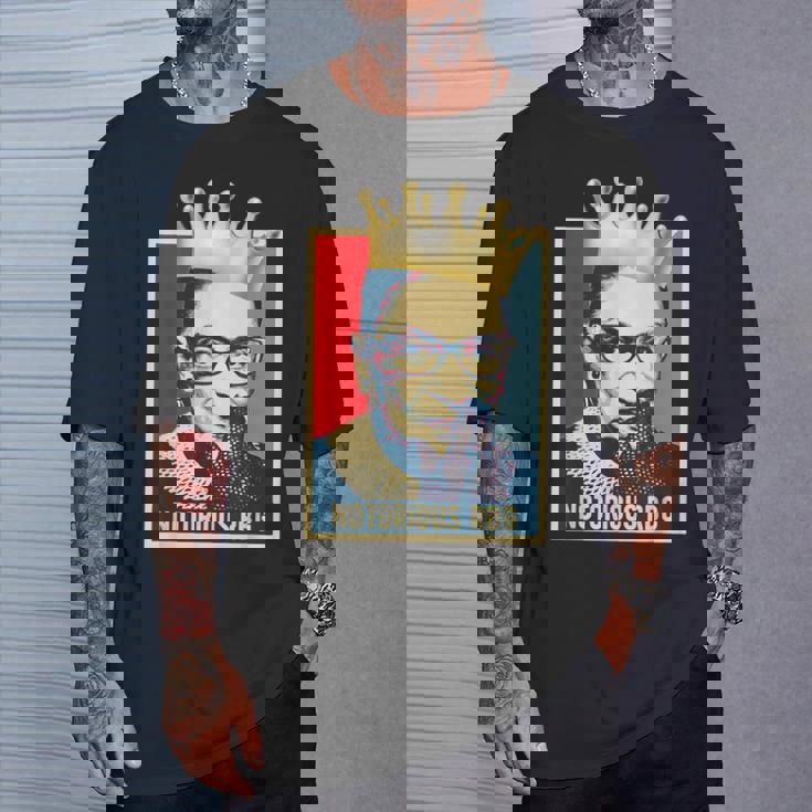 ヴィンテージ・ノトーリアス Rbg-ルース・ベイダー・ギンズバーグ・コート Tシャツ 彼への贈り物