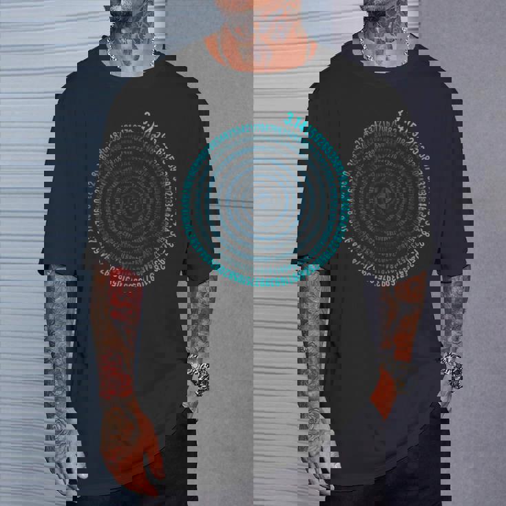 不合理な数字 Pi シンボル インフィニティ ヘリックス スパイラル 算数 Tシャツ 彼への贈り物