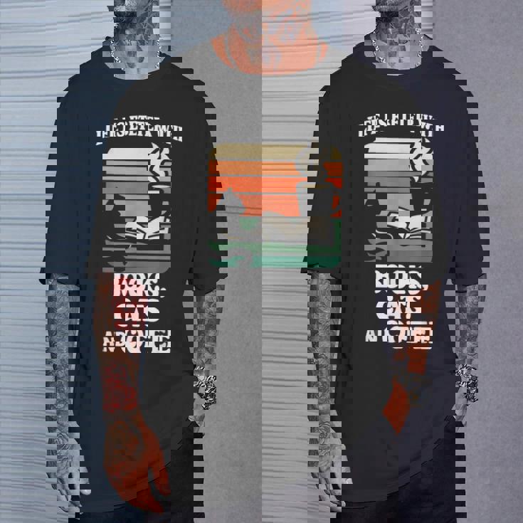 人生は本と猫と一緒に猫を読む カフェ 図書館 Tシャツ 彼への贈り物