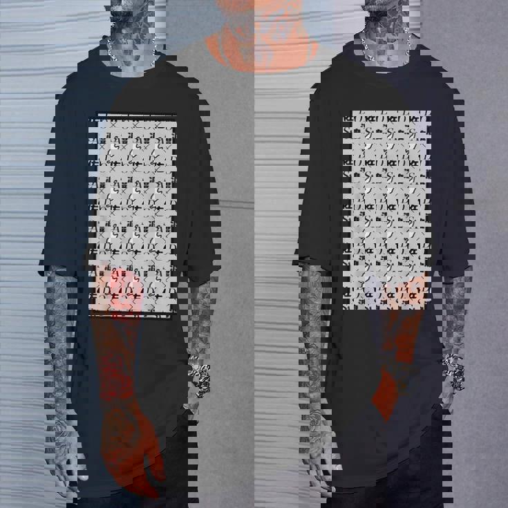 佐渡島《総柄・モノグラム》地図【47都道府県】佐渡ヶ島 ジモティ 地元愛 お土産 面白 Tシャツ 彼への贈り物