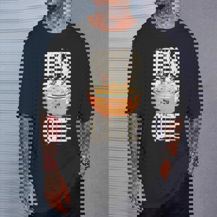 味噌 かわいい 和 ラーメン 味噌 Tシャツ 彼への贈り物