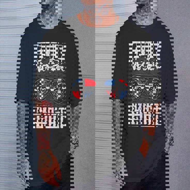 家族旅行 ドミニカ共和国 休日 バケーション トリップ ドミニカ共和国 Tシャツ 彼への贈り物